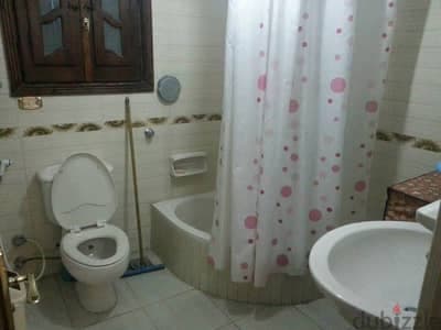 For rent in Camp Cesar: for foreigners and Arabs only. 2