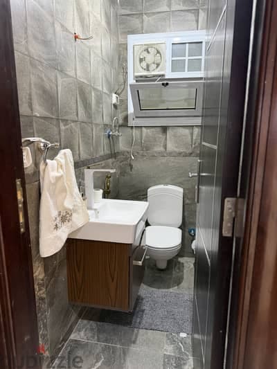 Luxury Furnished Apartment- First Tenant,9th District, owner directrly 10