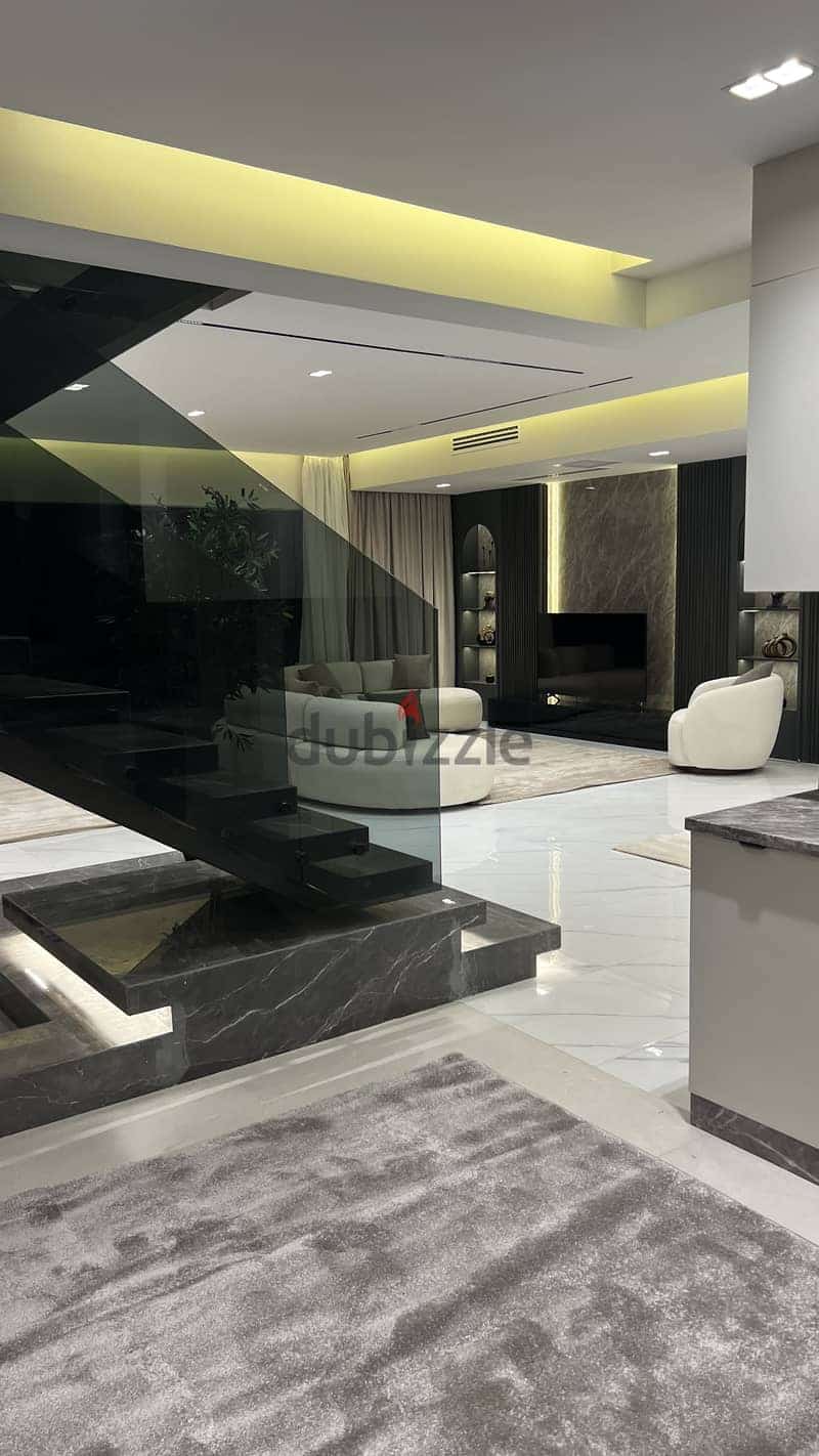 Penthouse for rent at lake view residence from the owner directly 1