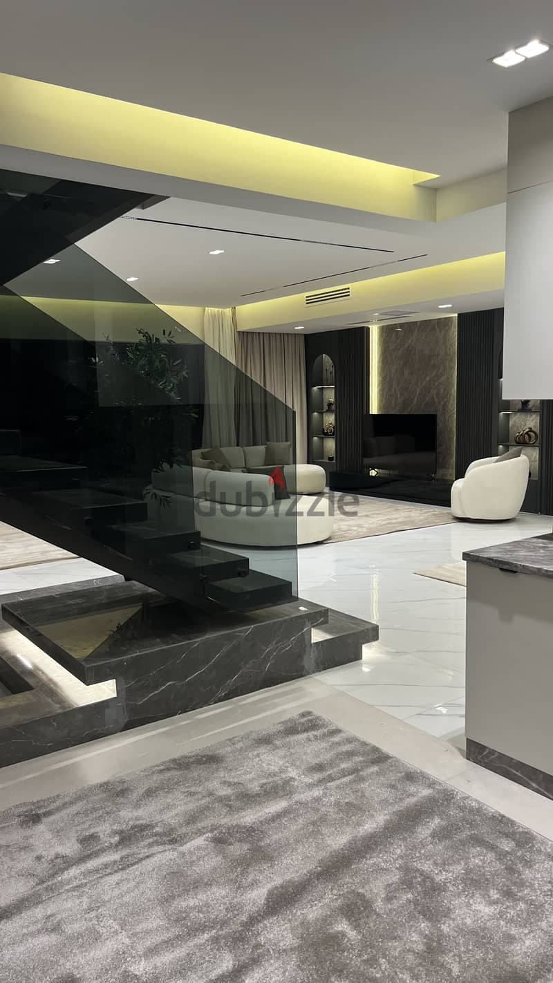 Penthouse for rent at lake view residence from the owner directly 1