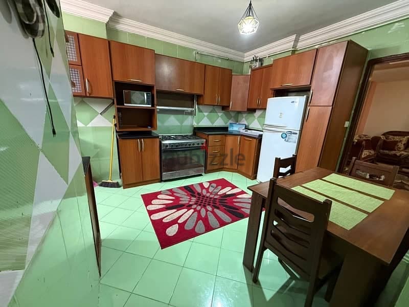 apartment in center of october 1