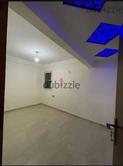 شقة أرضي بجنينة تشطيب راقي 2