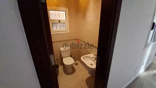 للايجار شقه مميزة بالبنفسج 6 تطل على حديقه 8