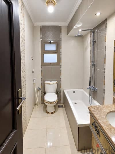 شقة للايجار شارع 500 عمارات النيابه العامه بجوار عمارات الكويتيه 7
