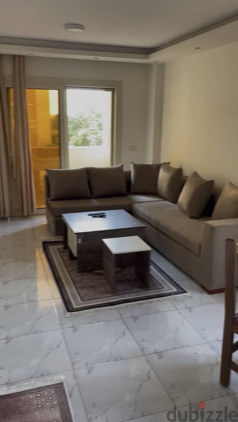 شقة مفروشة في دجلة بالمز - Furnished Apartment in Degla Palms 1