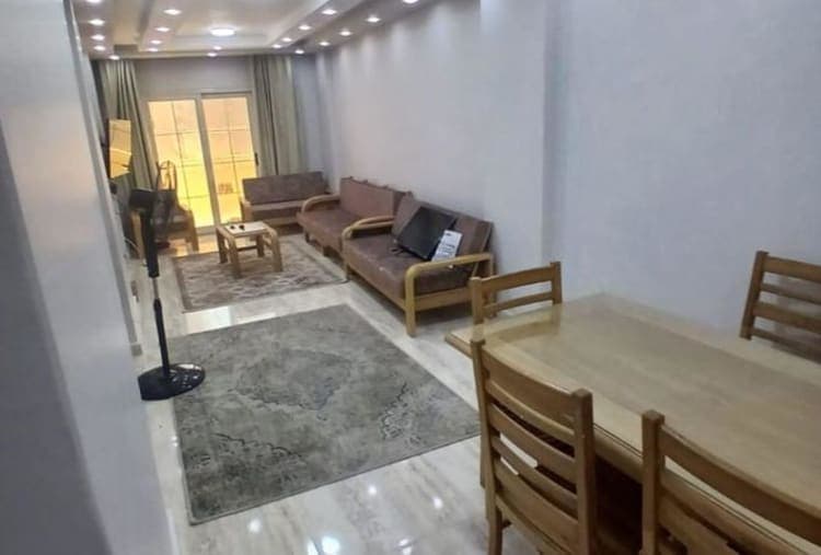 للايجار مفروش سيدى بشر (تانى نمرة من البحر) . 1