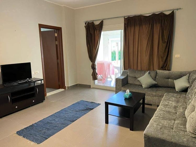 Ground floor studio for rent in Amwaj 2