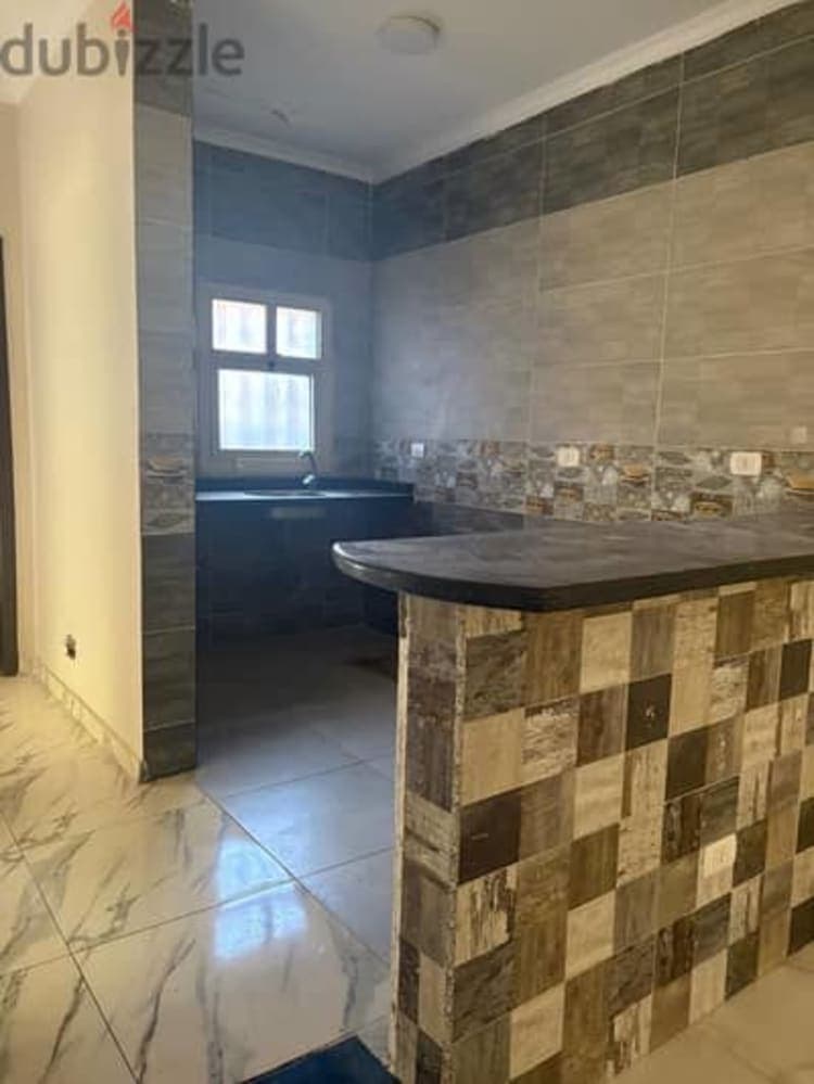 Degla Palms 8
