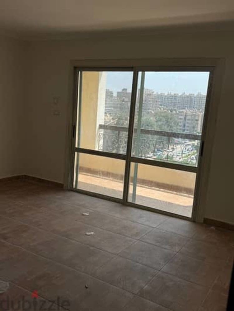 شارع الطيران برج الطيران الرئيسي 2