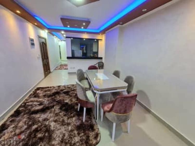 13 مكرم 9