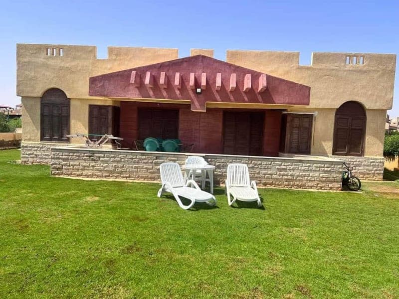 Chalet with 3 bedrooms for rent in Doaa El Samaa 1