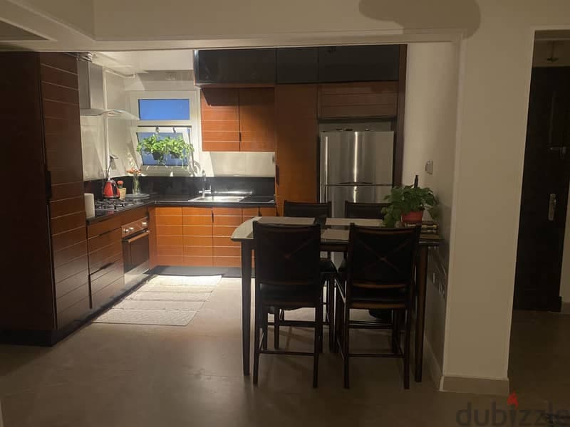 Cozy apt in Rehab 2 , d. Chat , what’s app 1