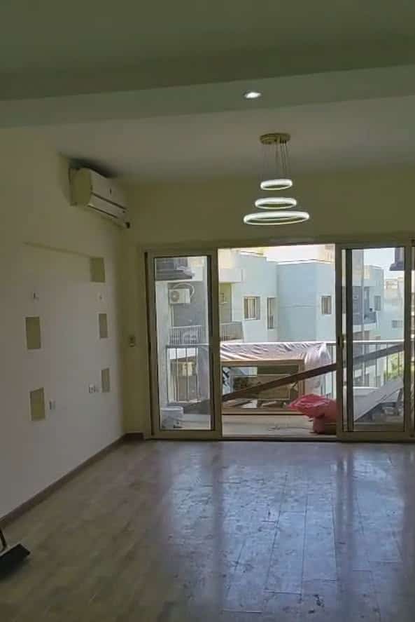 Apartment for rent in Sheikh Zayed 1