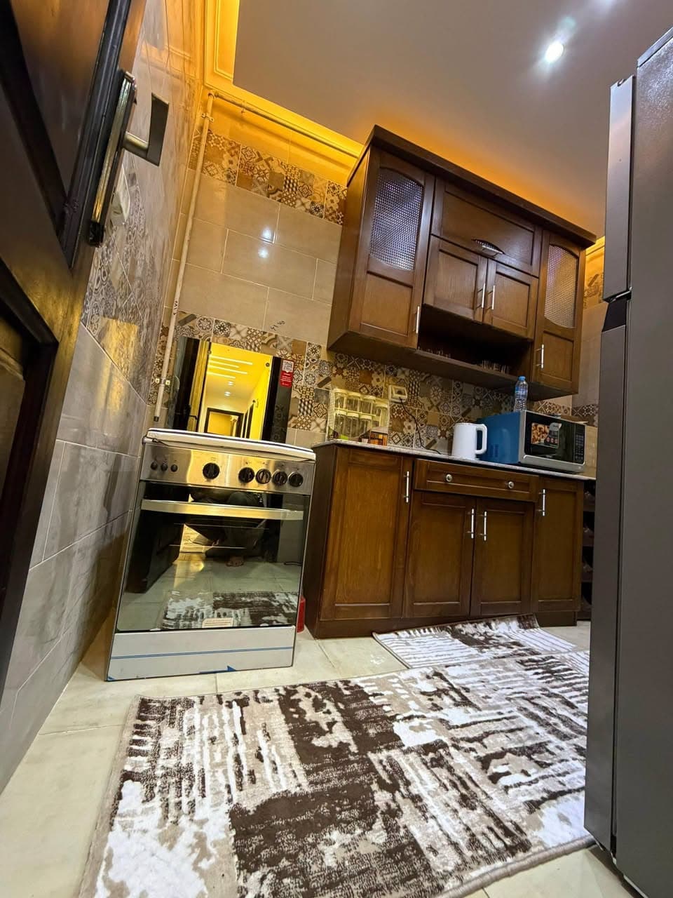 Furnished apartment for rent in Valley Towers 2