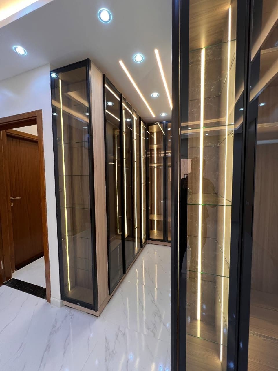 3-bedroom apartment for rent in Sheikh Zayed 1