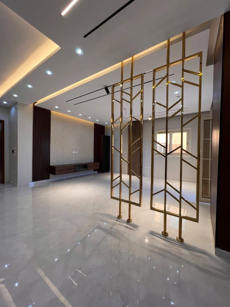 3-bedroom apartment for rent in Sheikh Zayed 5