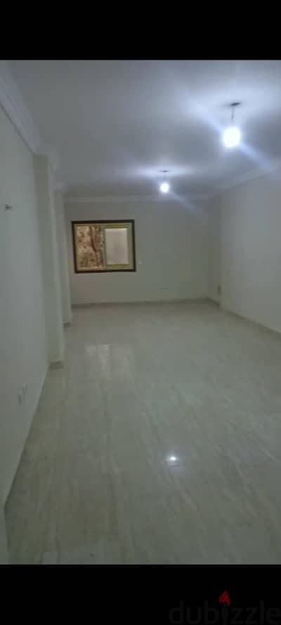 فرصة مميزة شقة لايجار 165 10