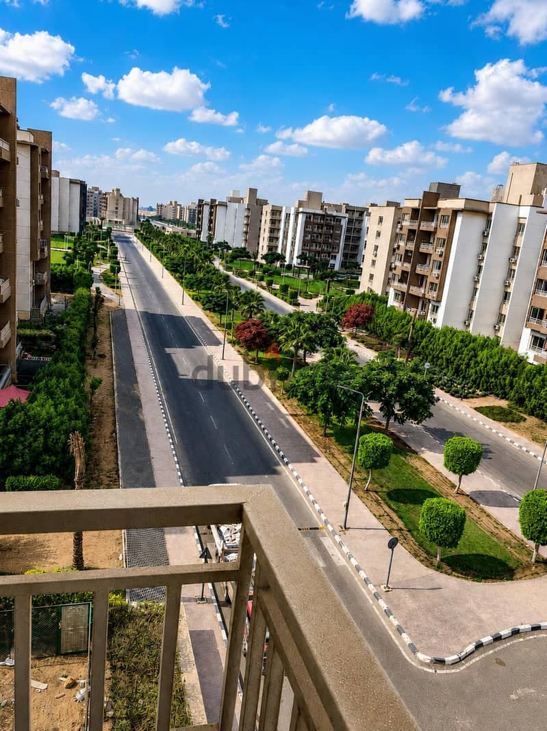 شقة للإيجار وصال ريزيدنس أمام مدينتى 160م كورنر بحري جنب الخدمات 1