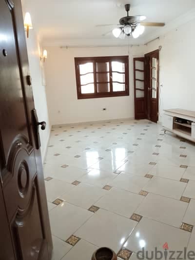 شقة سكنيةللأيجار (ق. جديد) بالقاهرة الجديدة . تجمع الاول 1