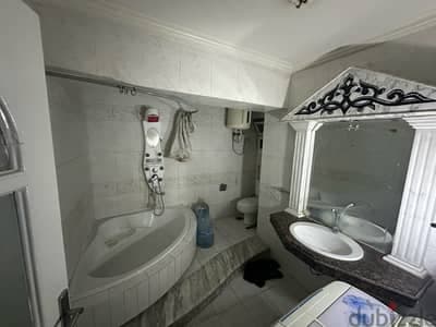 شقة سكنية للإيجار بالزيتون 2