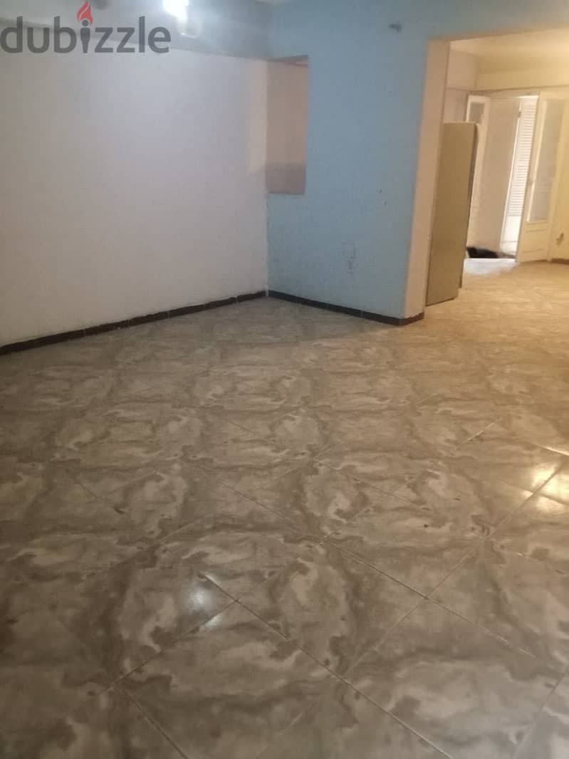 شقه للايجار العجوزه 120 متر ميدان ابو المحاسن 1