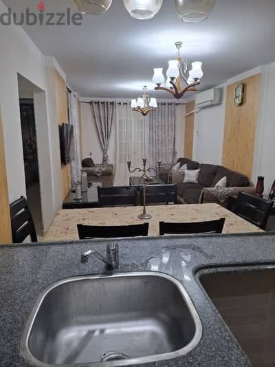 by the owner Furnished Apt for rent near green plaza 2