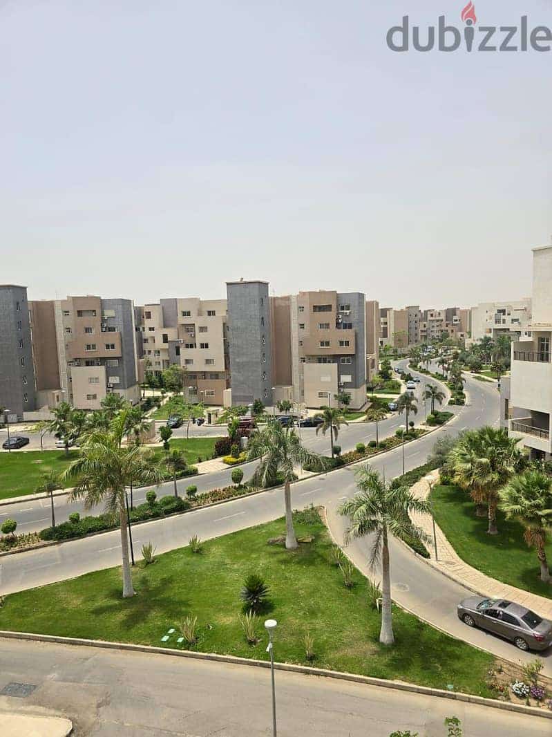للايجار اول سكن b8 بمدينتى 1