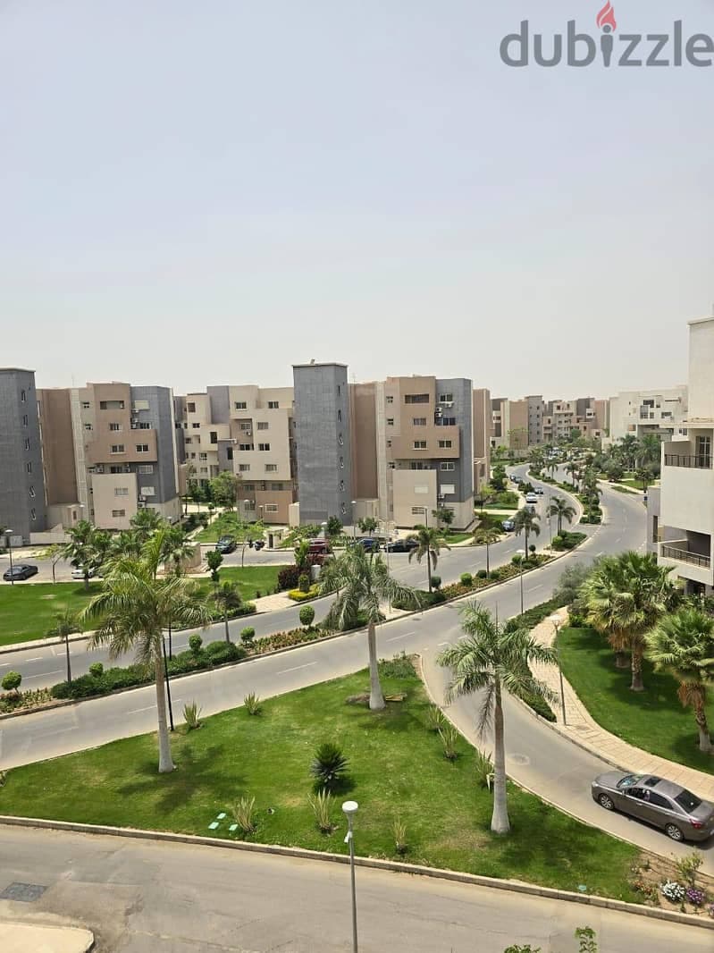 للايجار اول سكن b8 بمدينتى 1