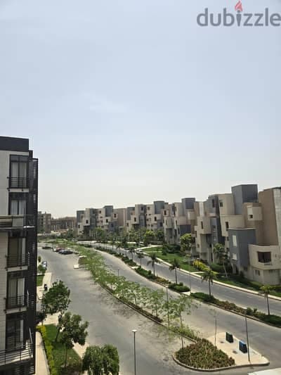 للايجار اول سكن b8 بمدينتى 2