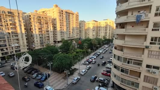 شقه للايجار قانون جديد 120 متر في سموحه المربع الذهبي 2