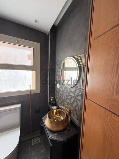 Penthouse for rent in Stone Residence, 5th Settlement Compounds 2